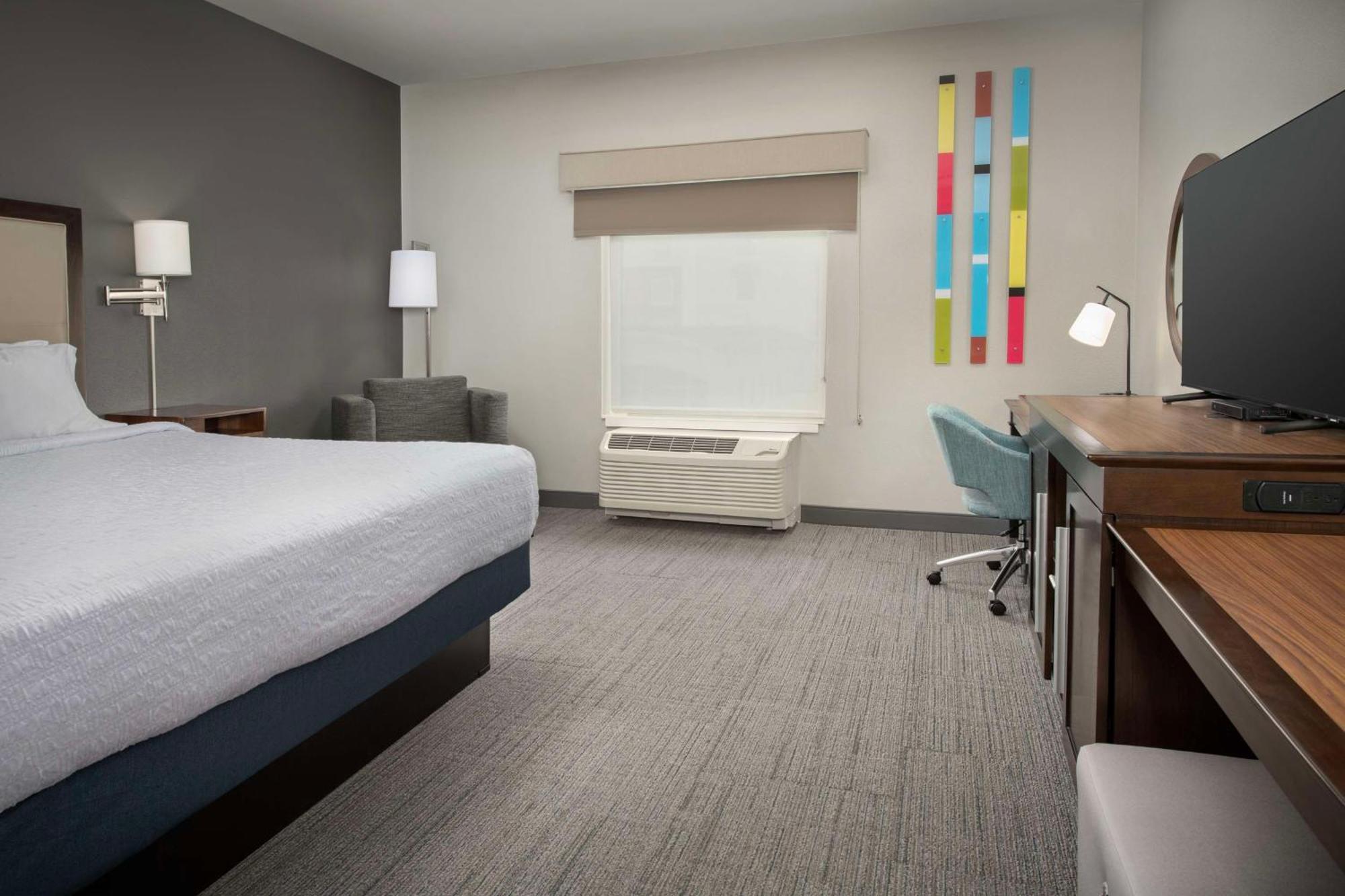 Hampton Inn & Suites Portland/Hillsboro-Evergreen Park Exterior photo